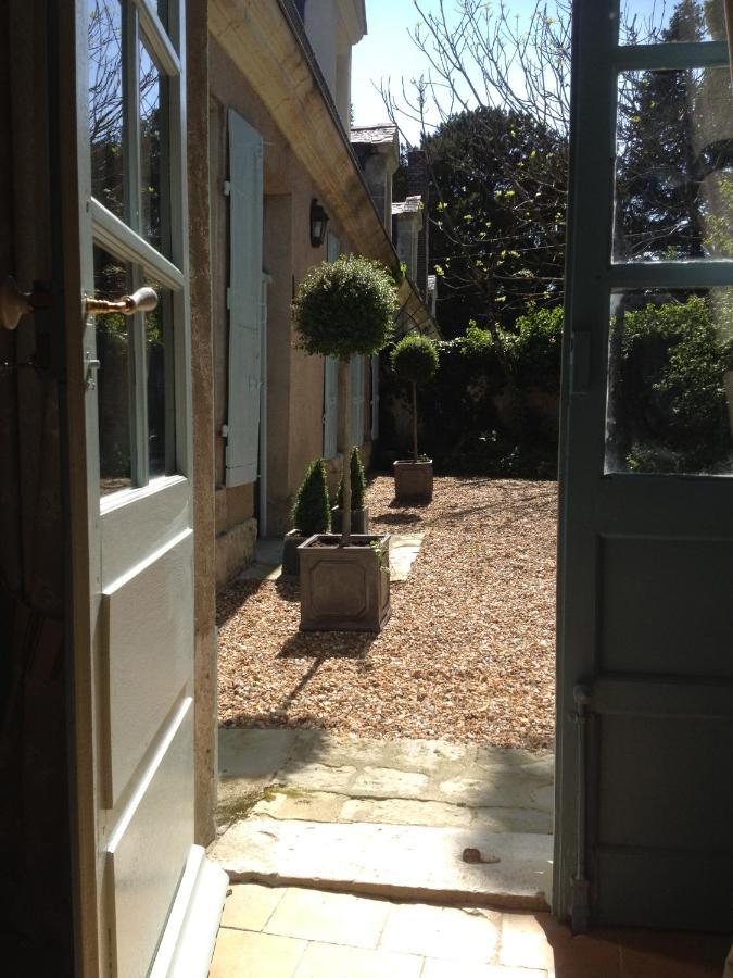 La Maison Céladon Prunay-Cassereau Extérieur photo